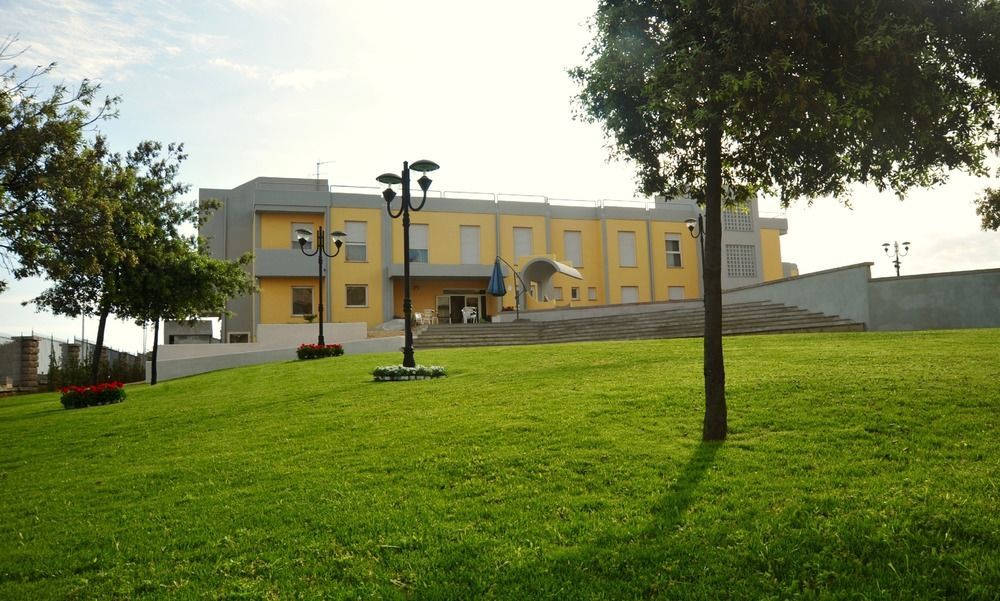 Hotel Balai Porto Torres Exterior photo